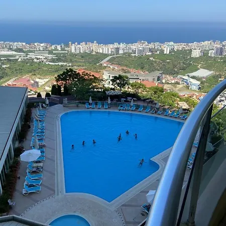 Apart Otel Goldcity 2 Chambres, Vue Sur Mer, Aquapark Non Inclus